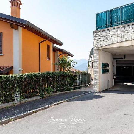 Ferienwohnung Il Giardino Di Laura Costa Volpino Exterior foto