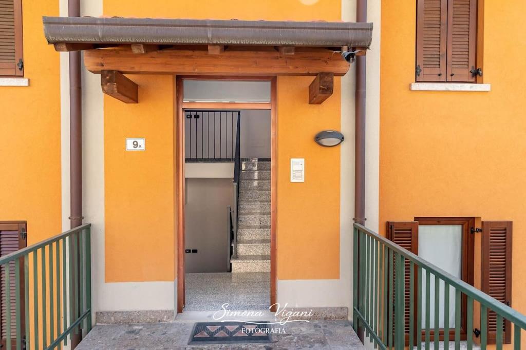 Ferienwohnung Il Giardino Di Laura Costa Volpino Exterior foto