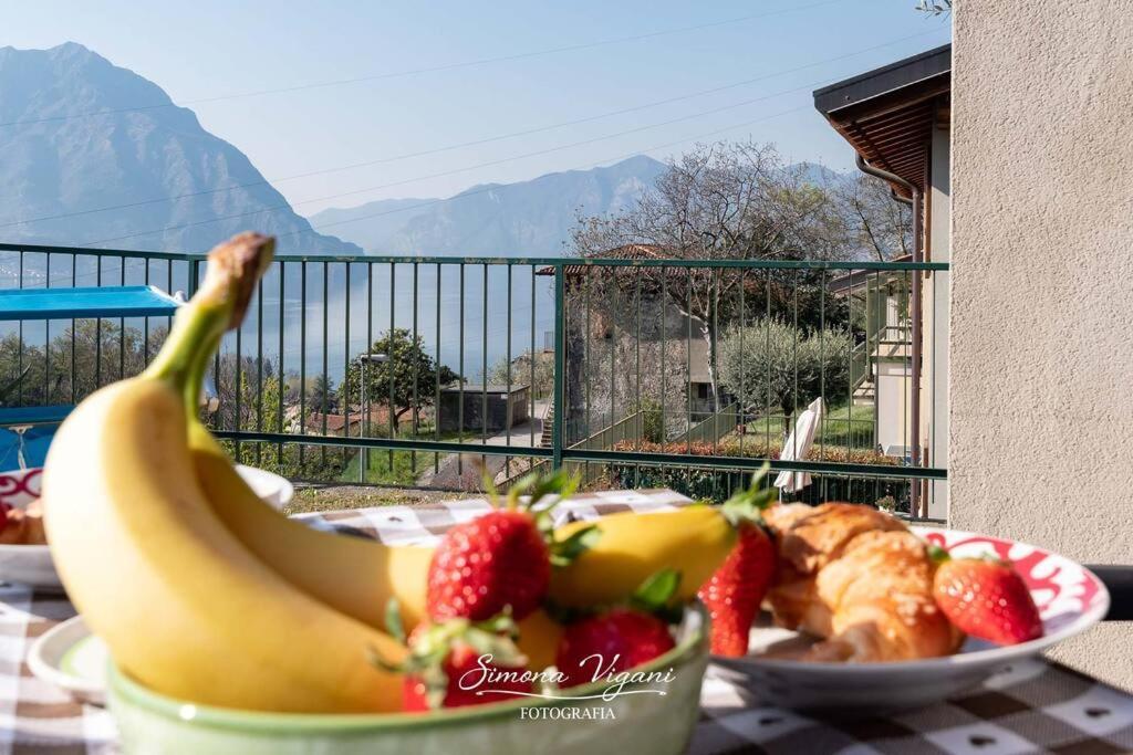 Ferienwohnung Il Giardino Di Laura Costa Volpino Exterior foto