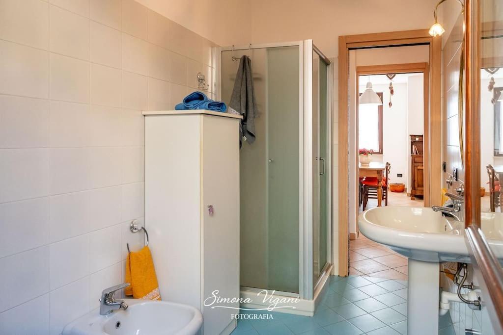 Ferienwohnung Il Giardino Di Laura Costa Volpino Exterior foto